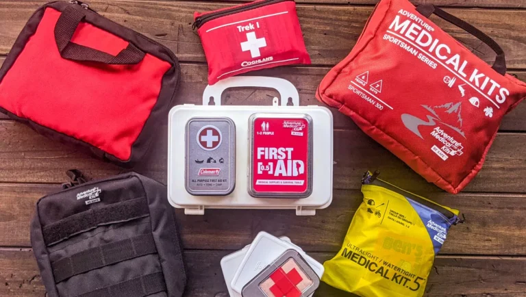 Portable medical first aid kits