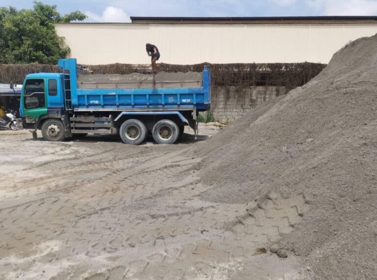 Supply of gravels and sharp sands