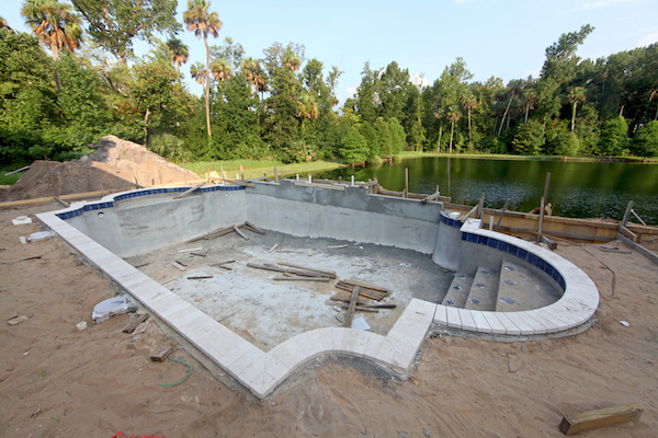 Start swimming pool construction and maintenance business